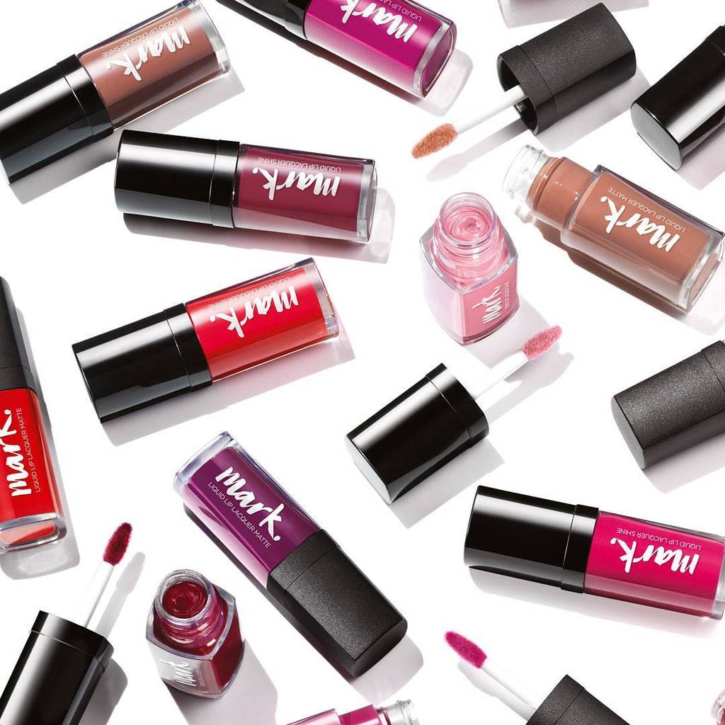 Avon Mark. Lip Lacquer's Matte & Shine