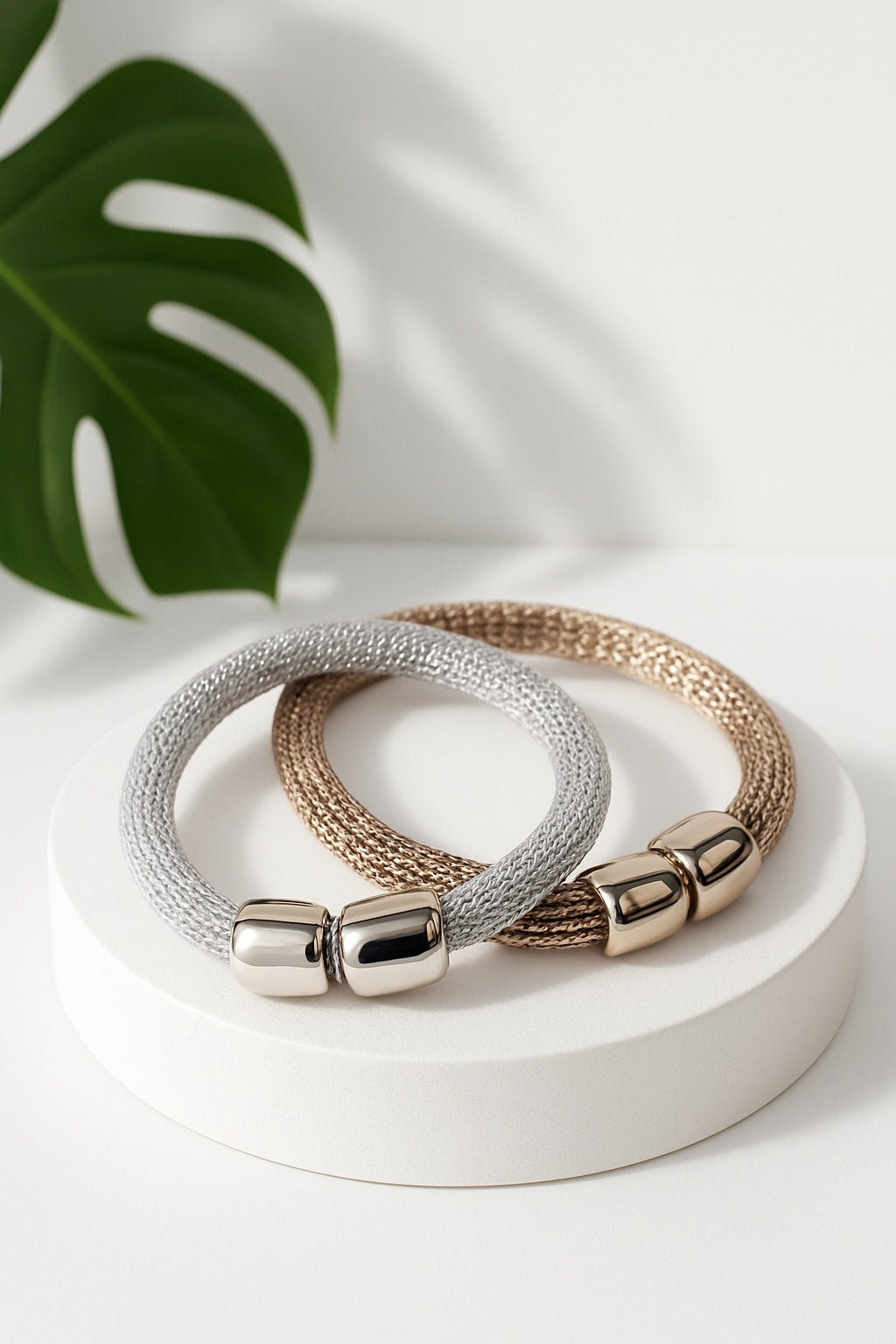 Avon Pinnacle Mesh Bracelet Set