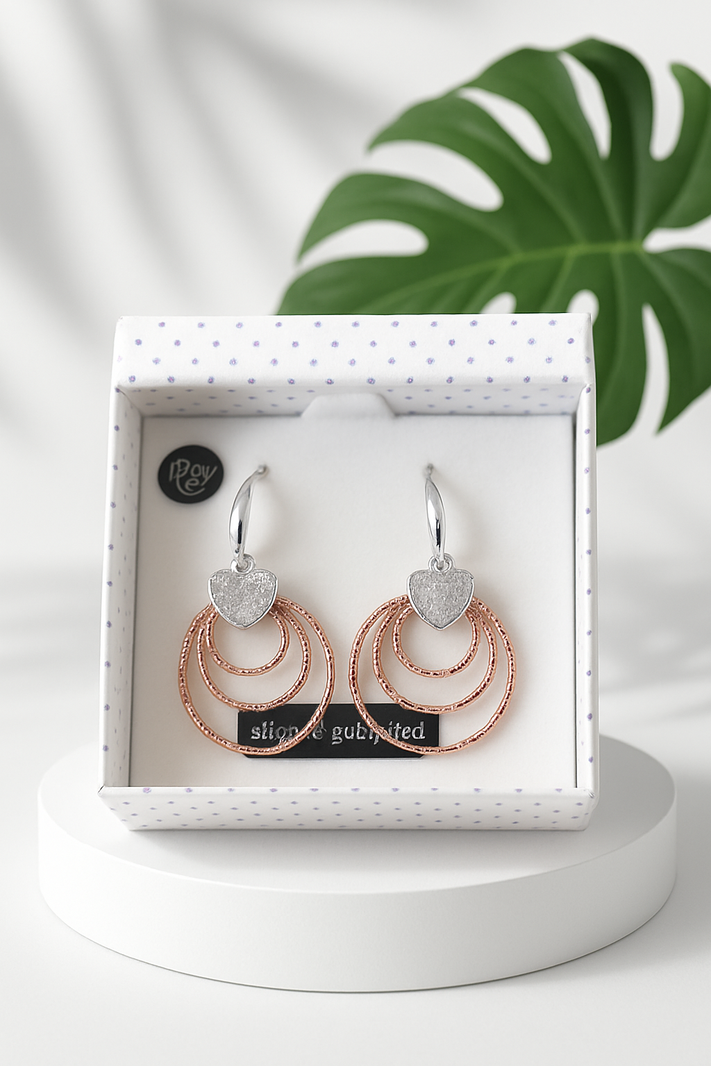 Equilibrium Glamour Heart Hoop Earrings