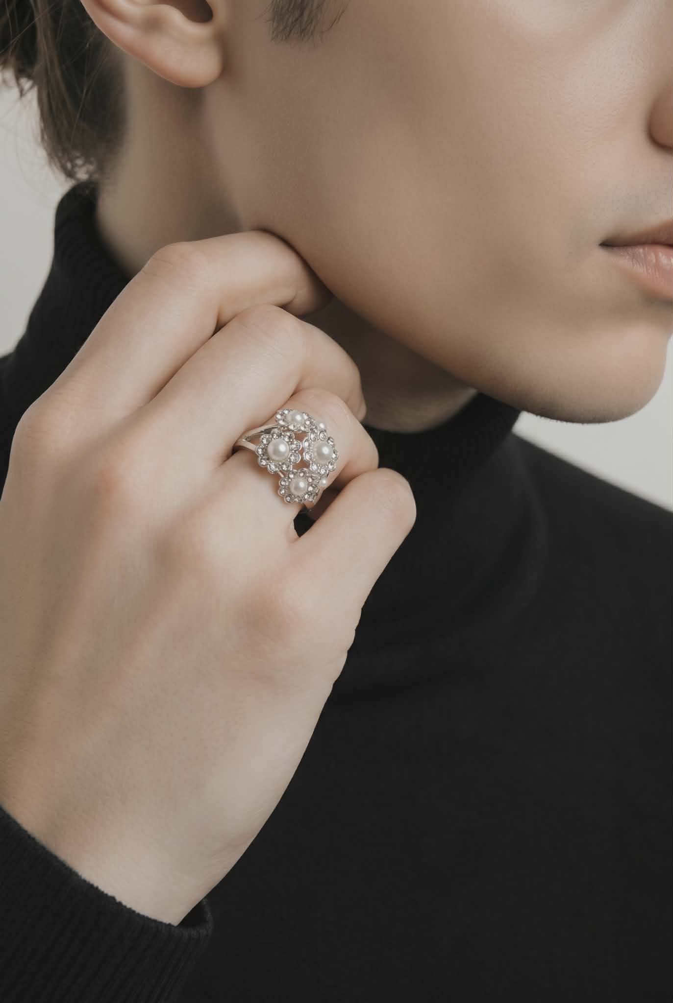 Avon Fluer Ring
