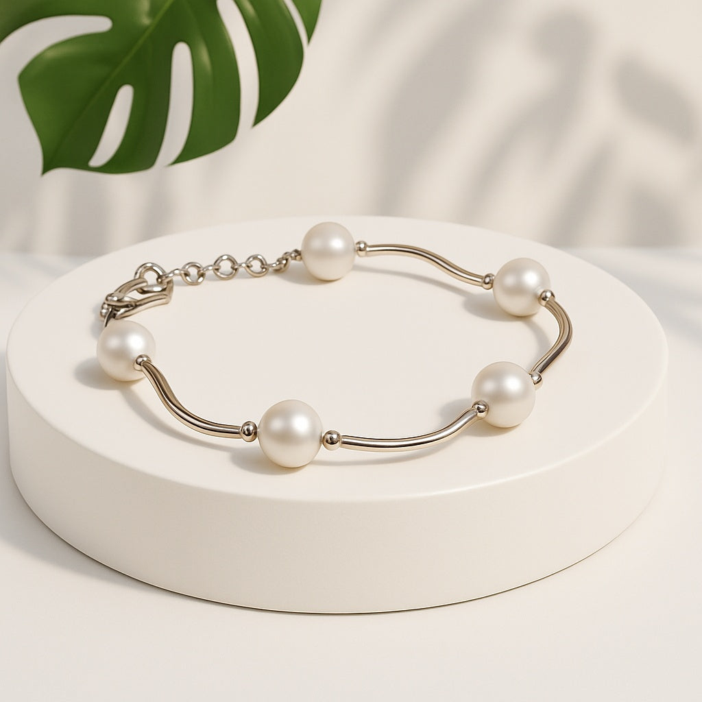 Avon Luxe Pearl Bracelet GWP