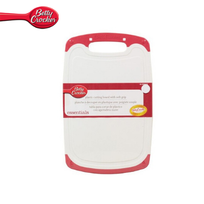 Betty Crocker Plastic Cutting Board